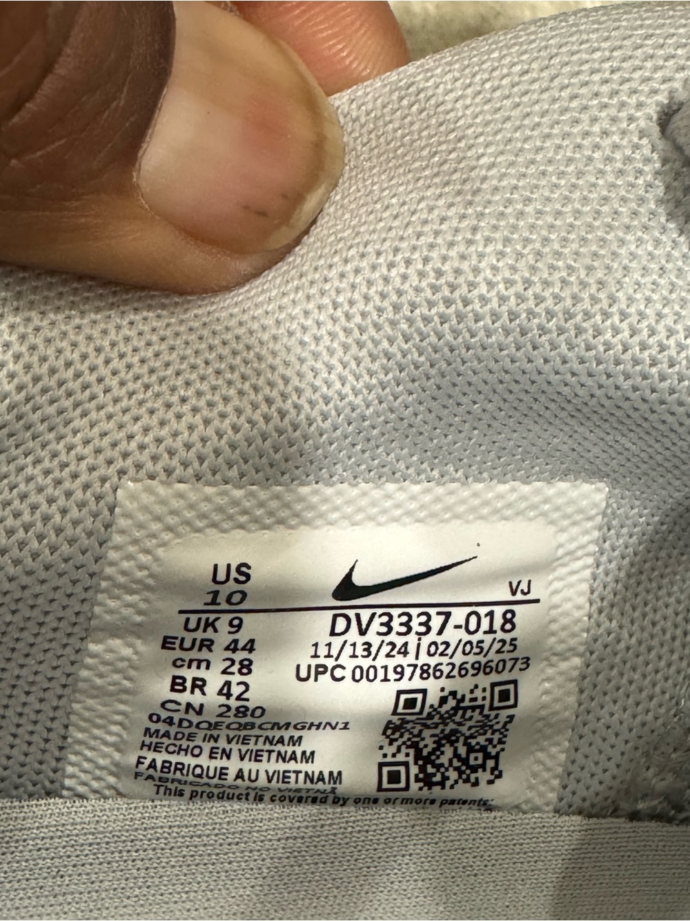 Size 10-Nike Air Max Dn Pure Platinum Metallic Silver - Picture 7 of 7